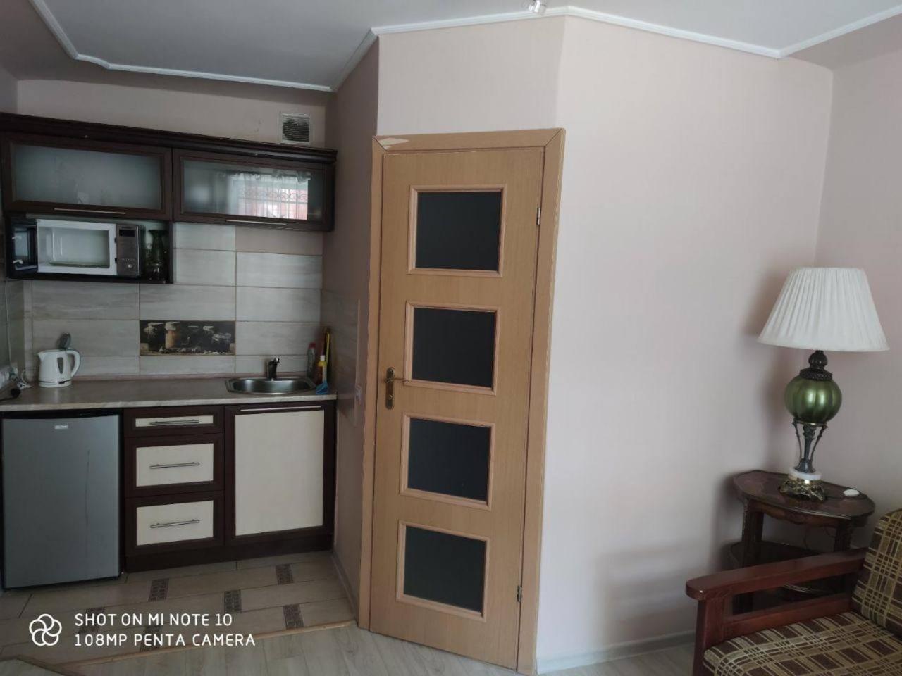 Квартира У Львові Біля Залізничного Вокзалу На Вулиці Марка Вовчка 8 Exterior foto